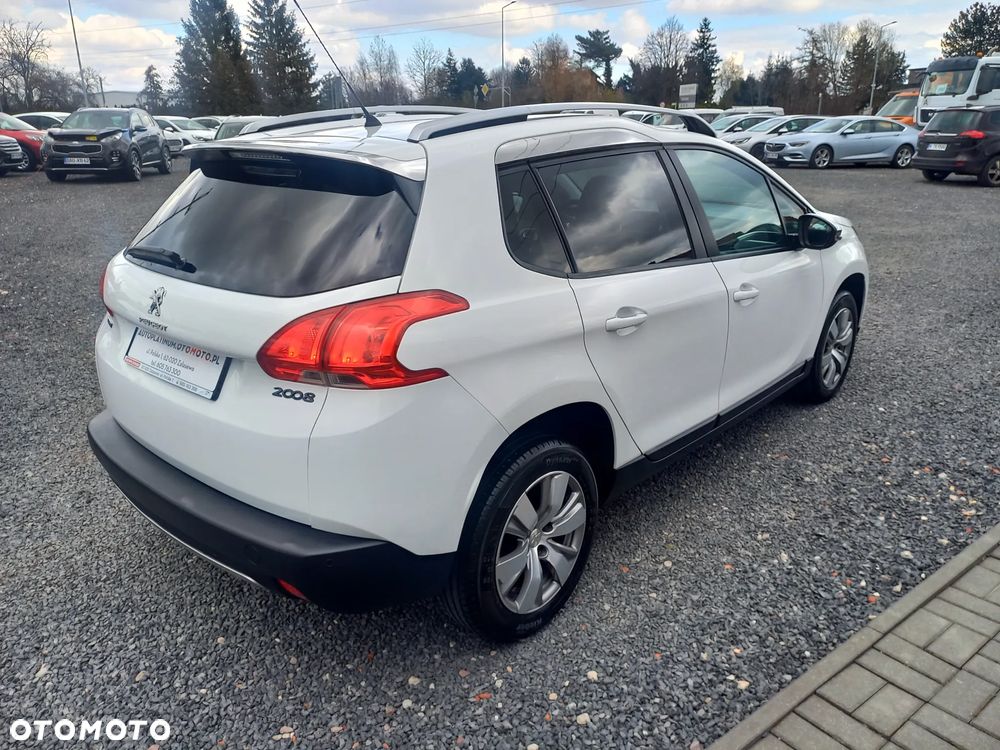Peugeot 2008 - 6