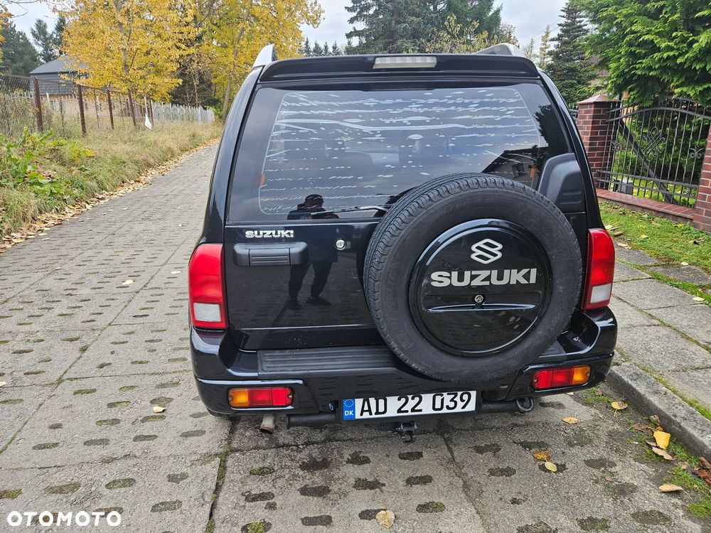 Suzuki Grand Vitara 2.0 - 6