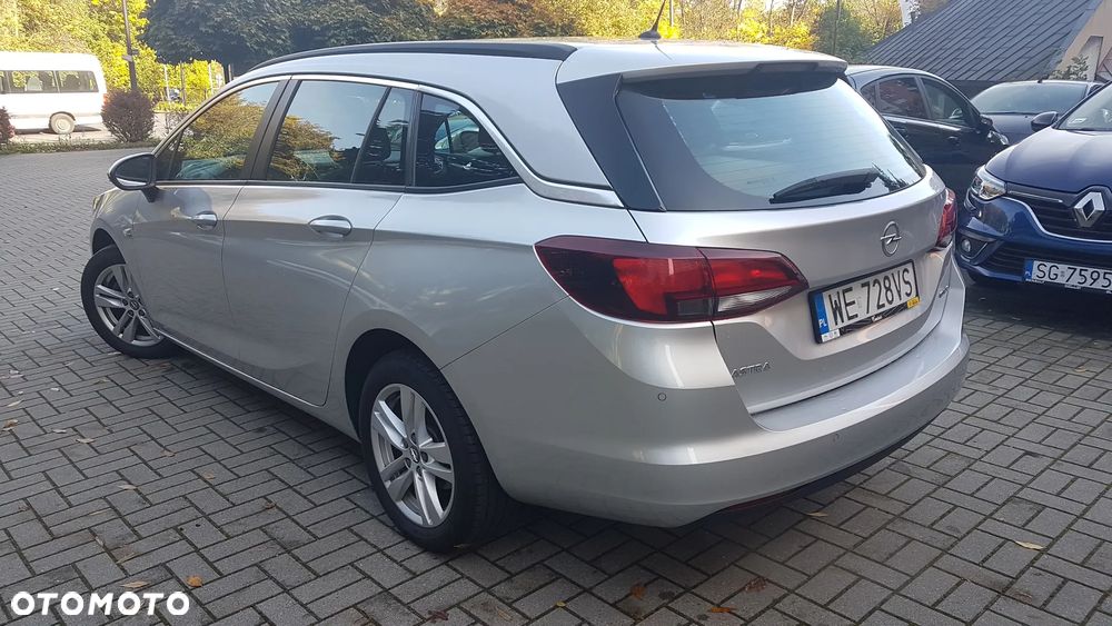 Opel Astra - 4