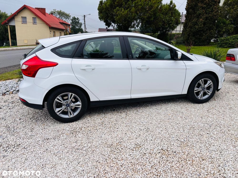 Ford Focus 1.6 TDCi DPF Champions Edition - 13