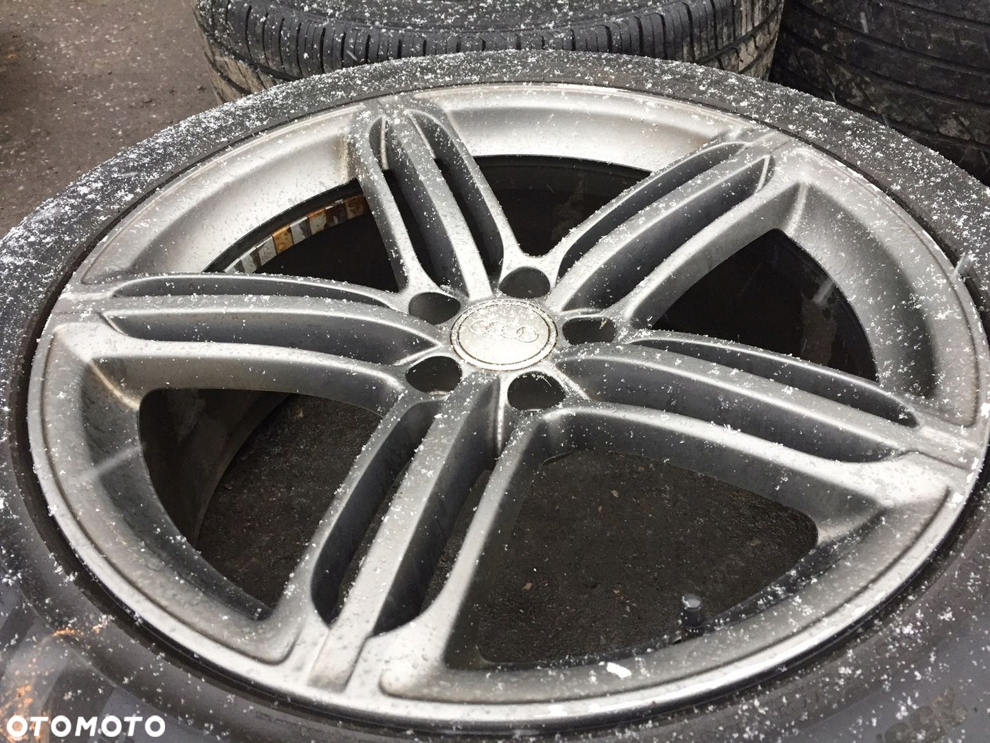 AUDI Q5 8R FELGI KOŁA POMPEI OPONY ZIMA 8R0601025N - 13