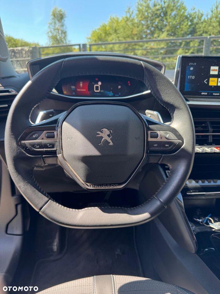 Peugeot 2008 - 18