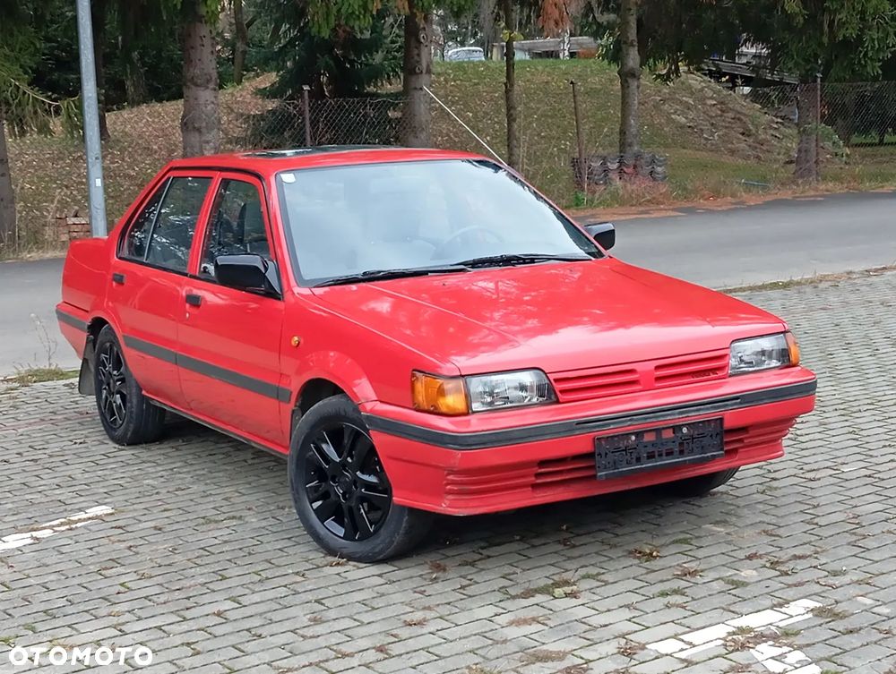 Nissan Sunny - 9
