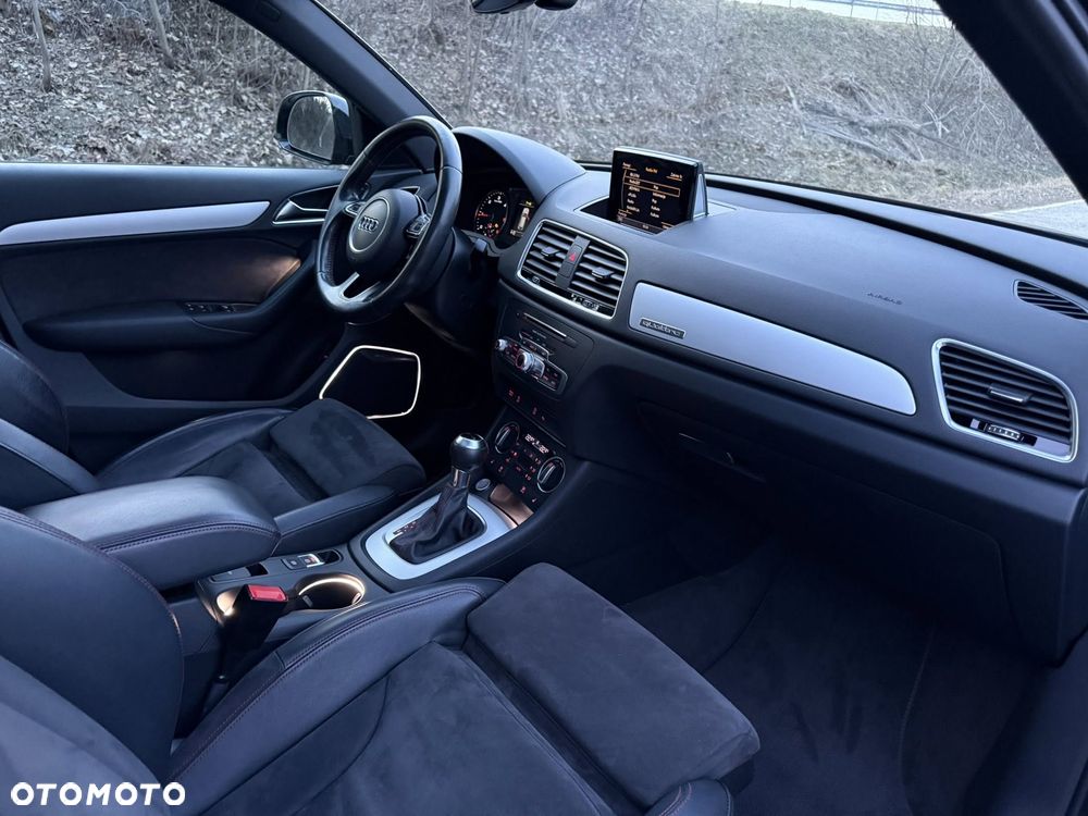 Audi Q3 2.0 TDI Quattro S tronic design - 18