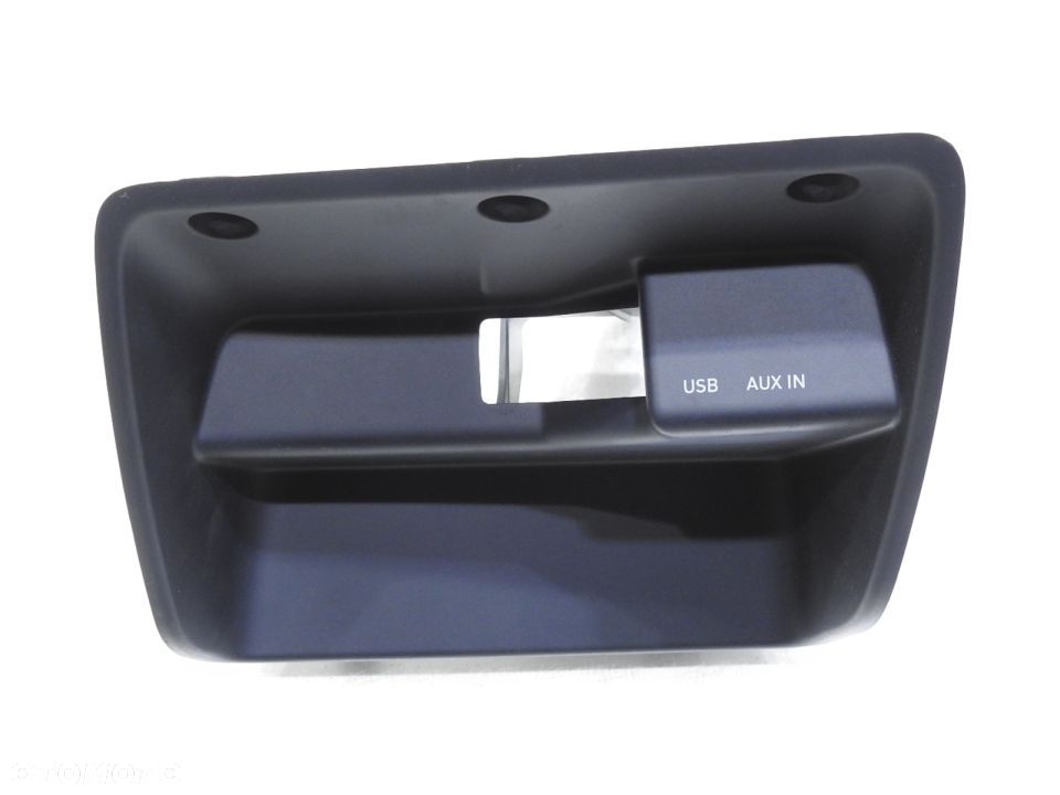 OSŁONA GNIAZDA AUX USB SEAT IBIZA IV 6J 6J1857563 - 1