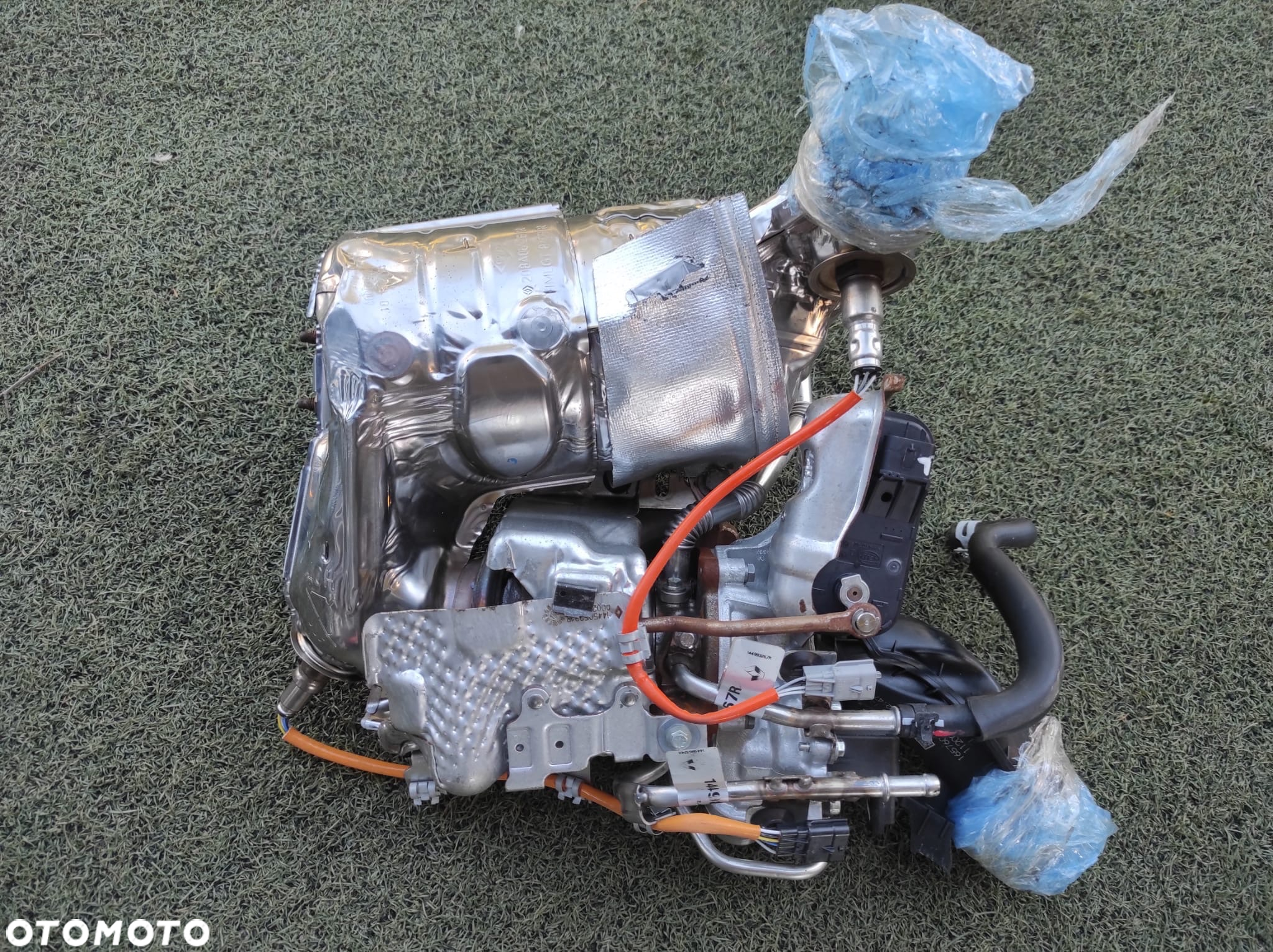 Katalizator RENAULT Clio V, Captur II - 1.0 TCE - 208A06126R - 3