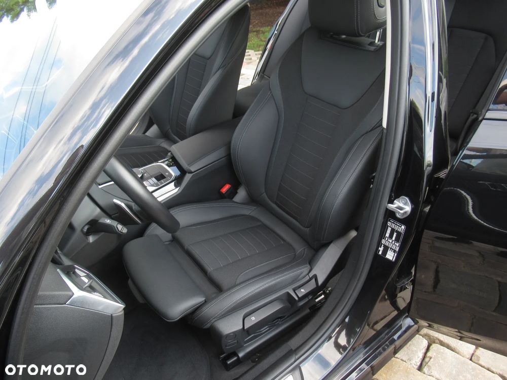 BMW Seria 3 318i - 6