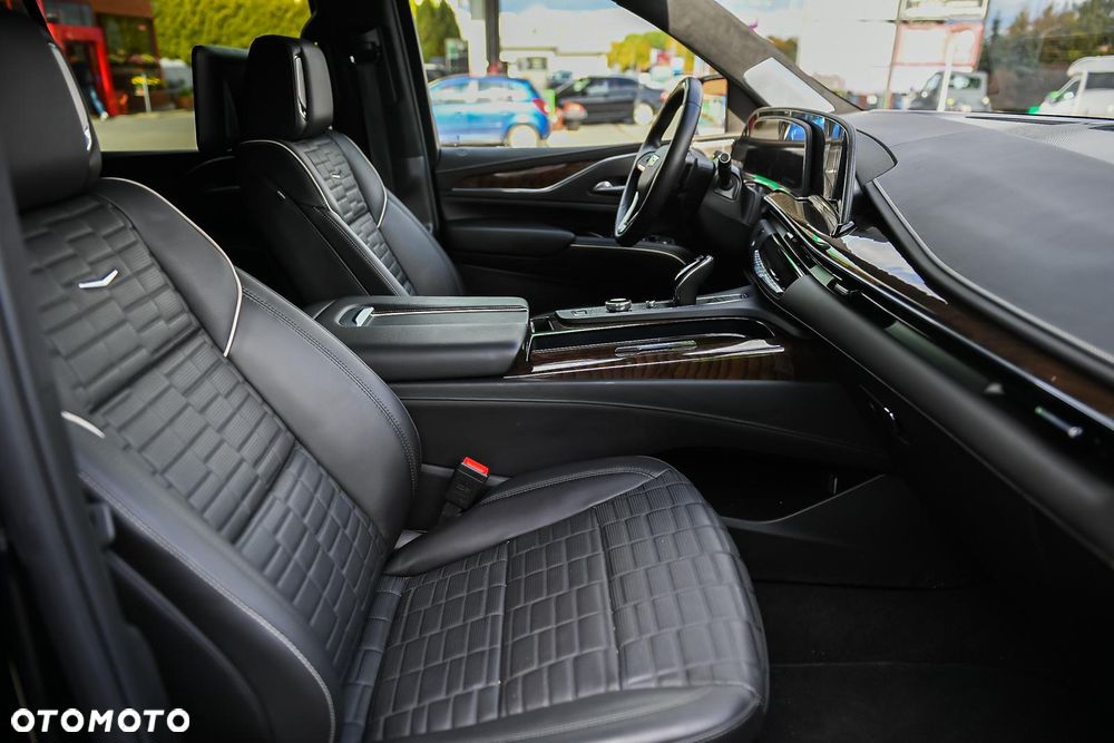 Cadillac Escalade 6.2 V8 ESV Platinum - 9