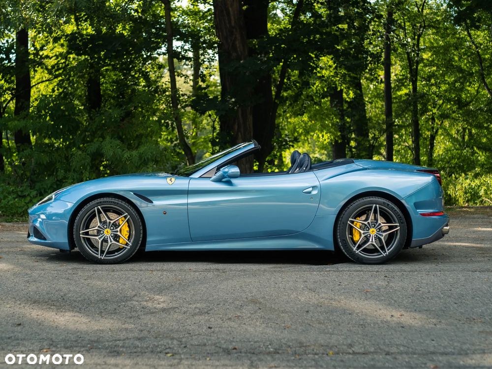Ferrari California T - 1