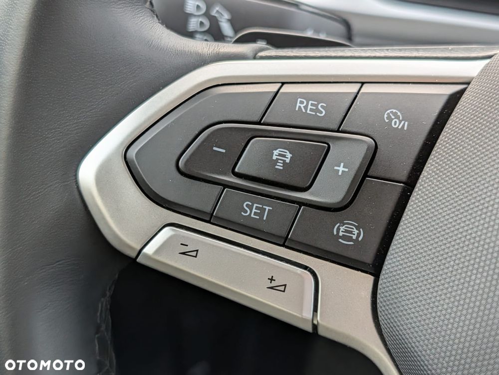 Volkswagen T-Roc 1.5 TSI Life Plus DSG - 19