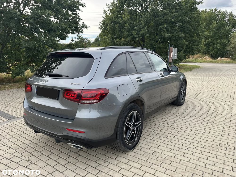 Mercedes-Benz GLC - 2