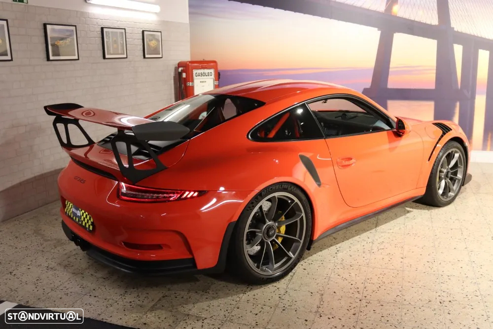 Porsche 911 (991) GT3 RS - 38
