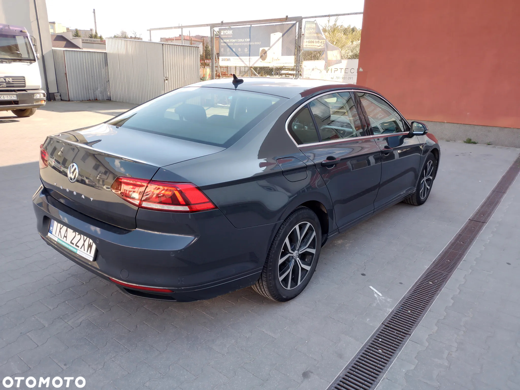 Volkswagen Passat 2.0 TDI BMT Highline DSG - 3
