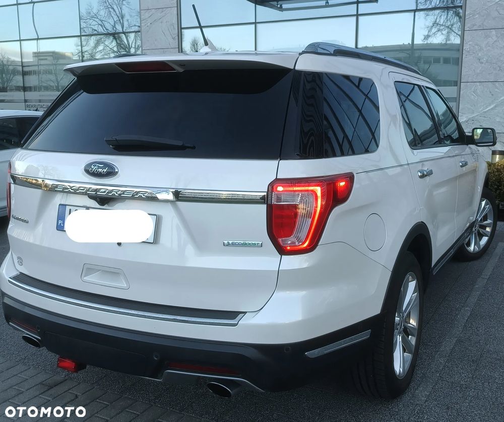 Ford Explorer - 21