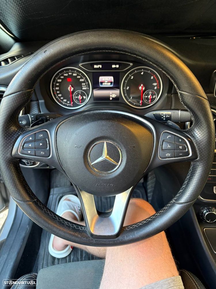 Mercedes-Benz A 180 d AMG Line Aut. - 3