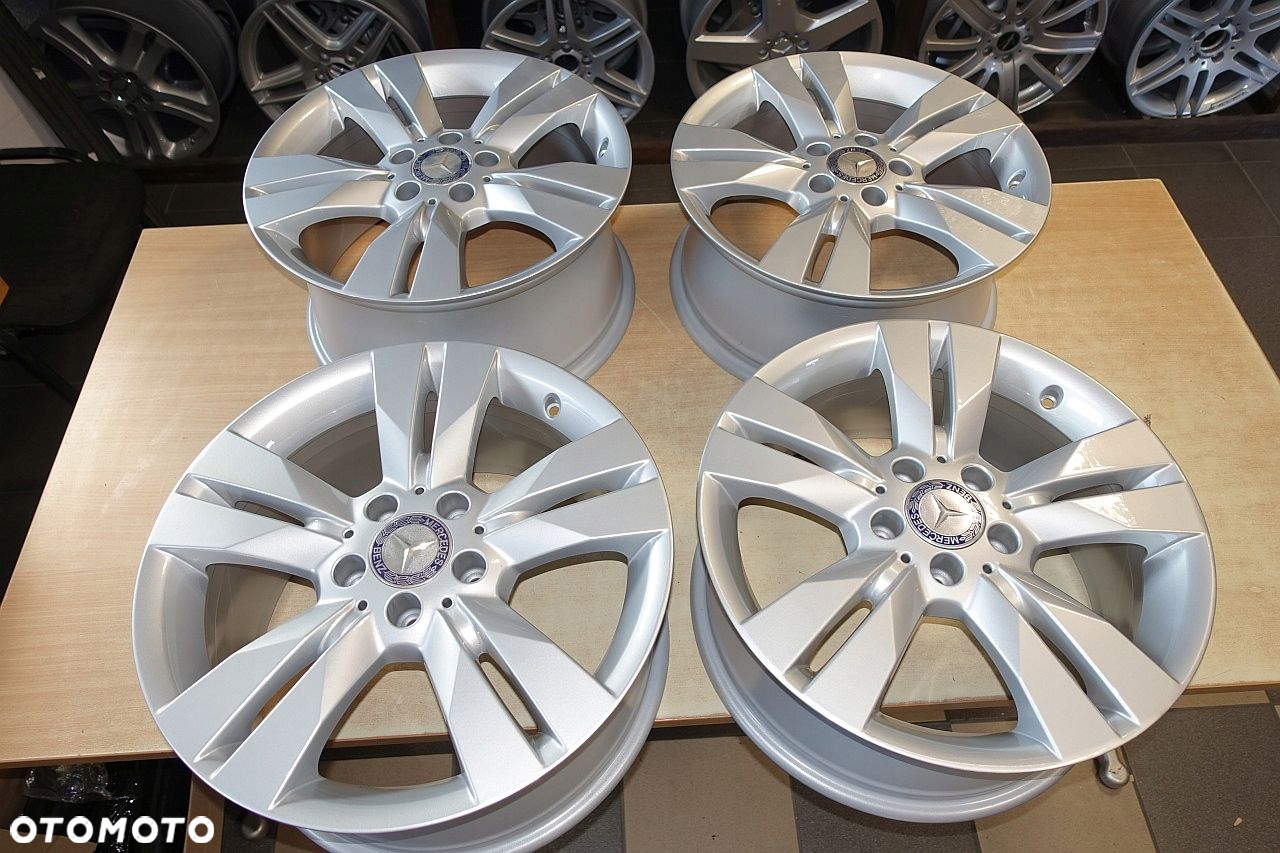 Mercedes w204 felgi 17 4szt IDEALNE w207 7,5x17 8.5x17 w212 - 7