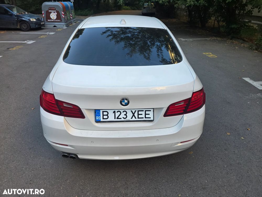 BMW Seria 5 520d AT - 9