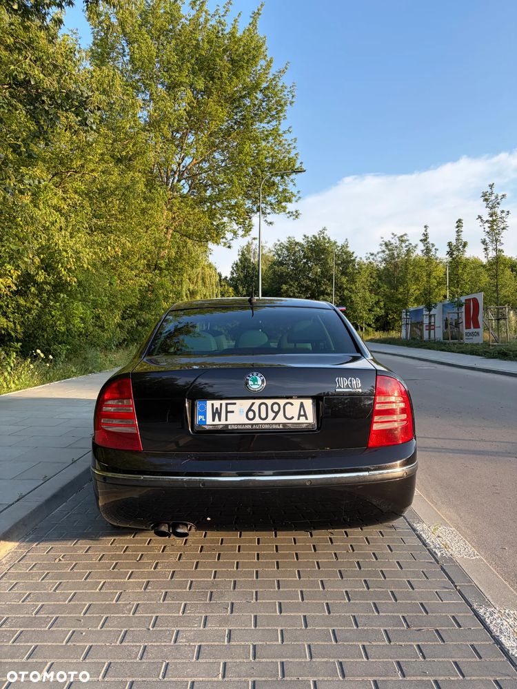 Skoda Superb 2.0 TDI DPF Edition 100 - 8