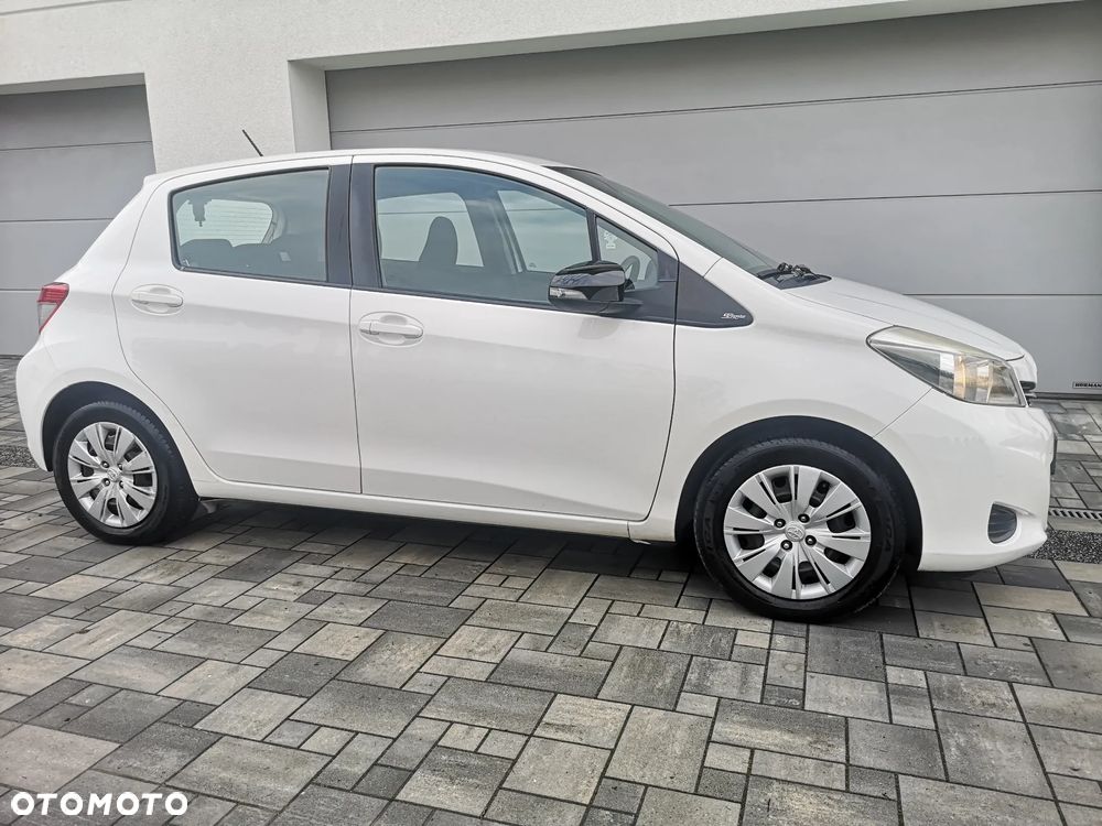 Toyota Yaris - 2