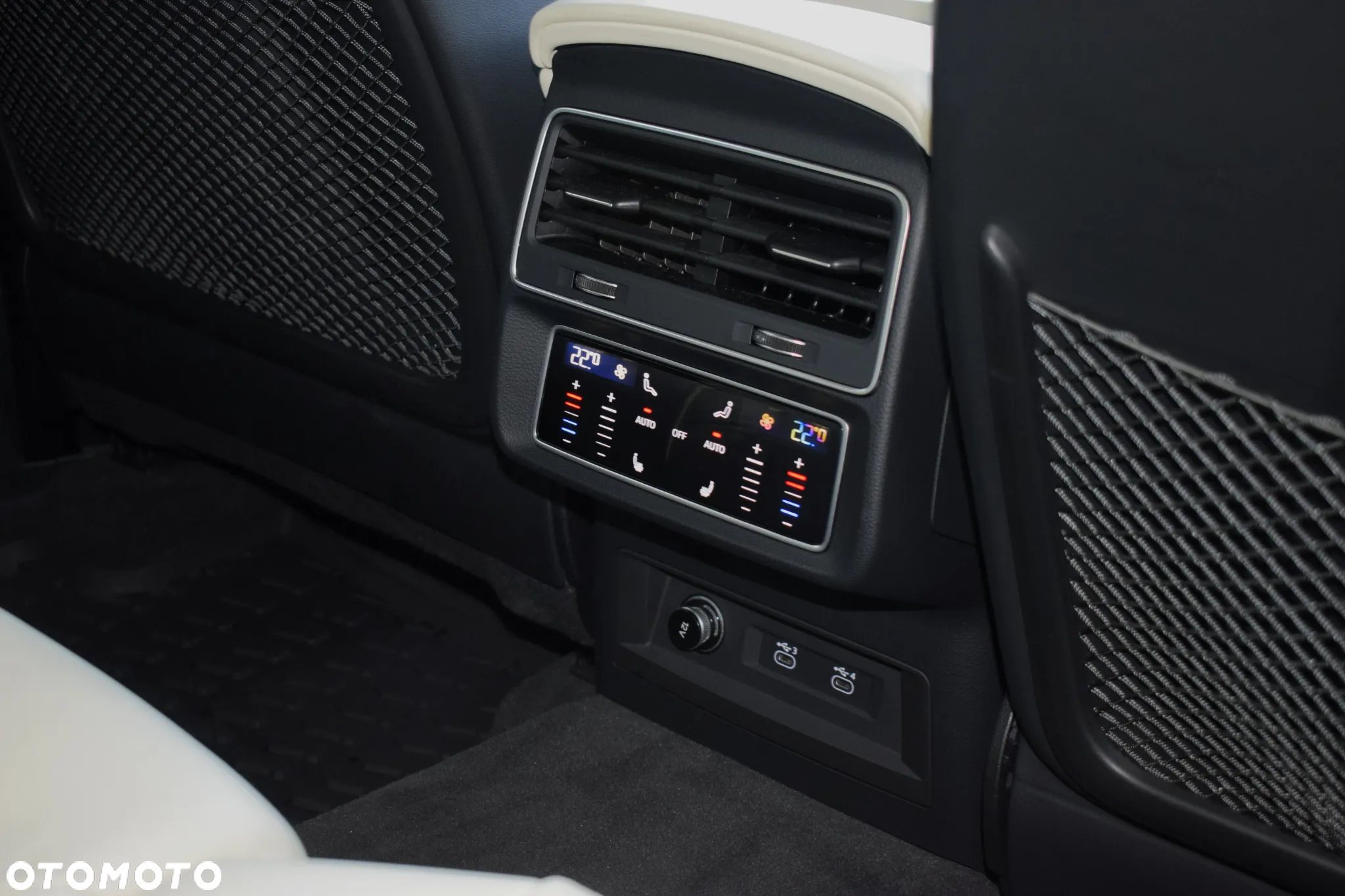 Audi SQ8 - 17