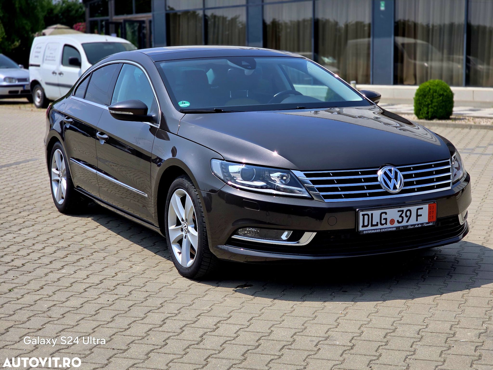 Volkswagen Passat CC 2.0 TDI BlueMotion Technology DSG - 1