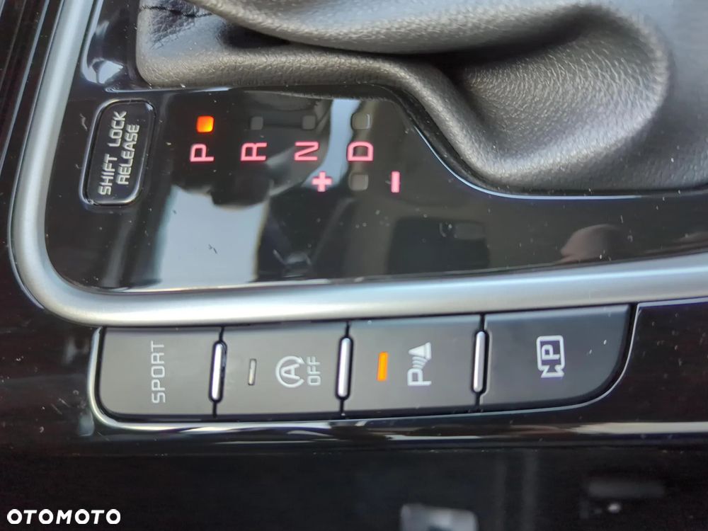 Kia Ceed 1.5 T-GDI Tribute DCT - 17