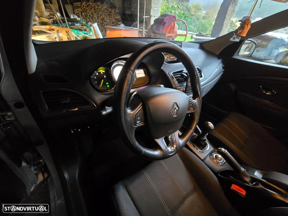 Renault Mégane ENERGY dCi 110 Start & Stop Dynamique - 17