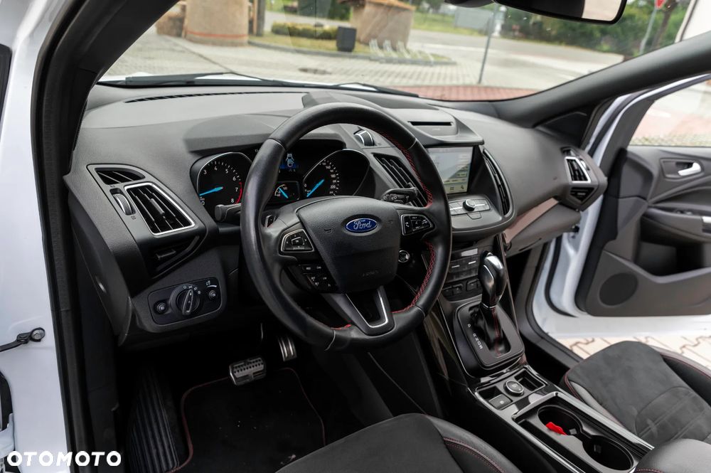 Ford Kuga 1.5 EcoBoost 4x4 ST-Line - 30