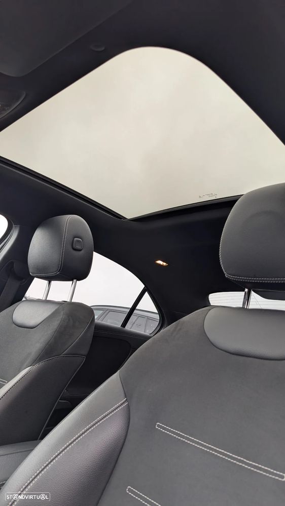 Mercedes-Benz A 250 e AMG Line - 16