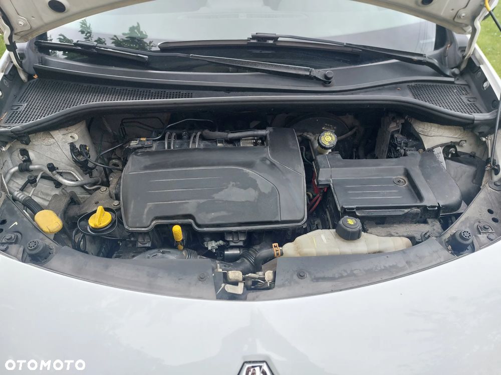 Renault Clio 1.2 16V Alize - 15