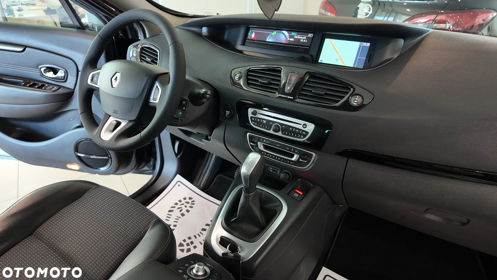 Renault Scenic 2.0 16V 140 CVT Bose Edition - 37