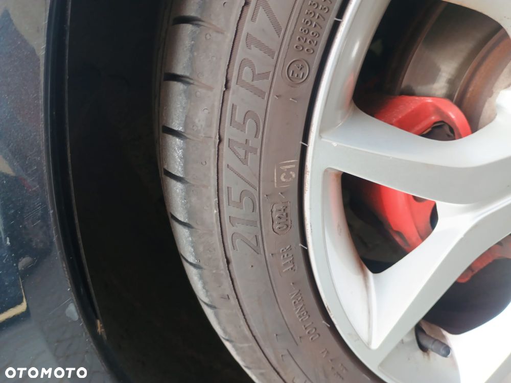 Hyundai Coupe 2.0 GLS - 13