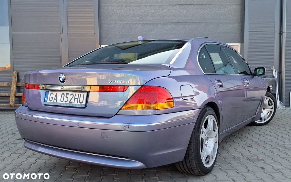 BMW Seria 7 745i L - 3