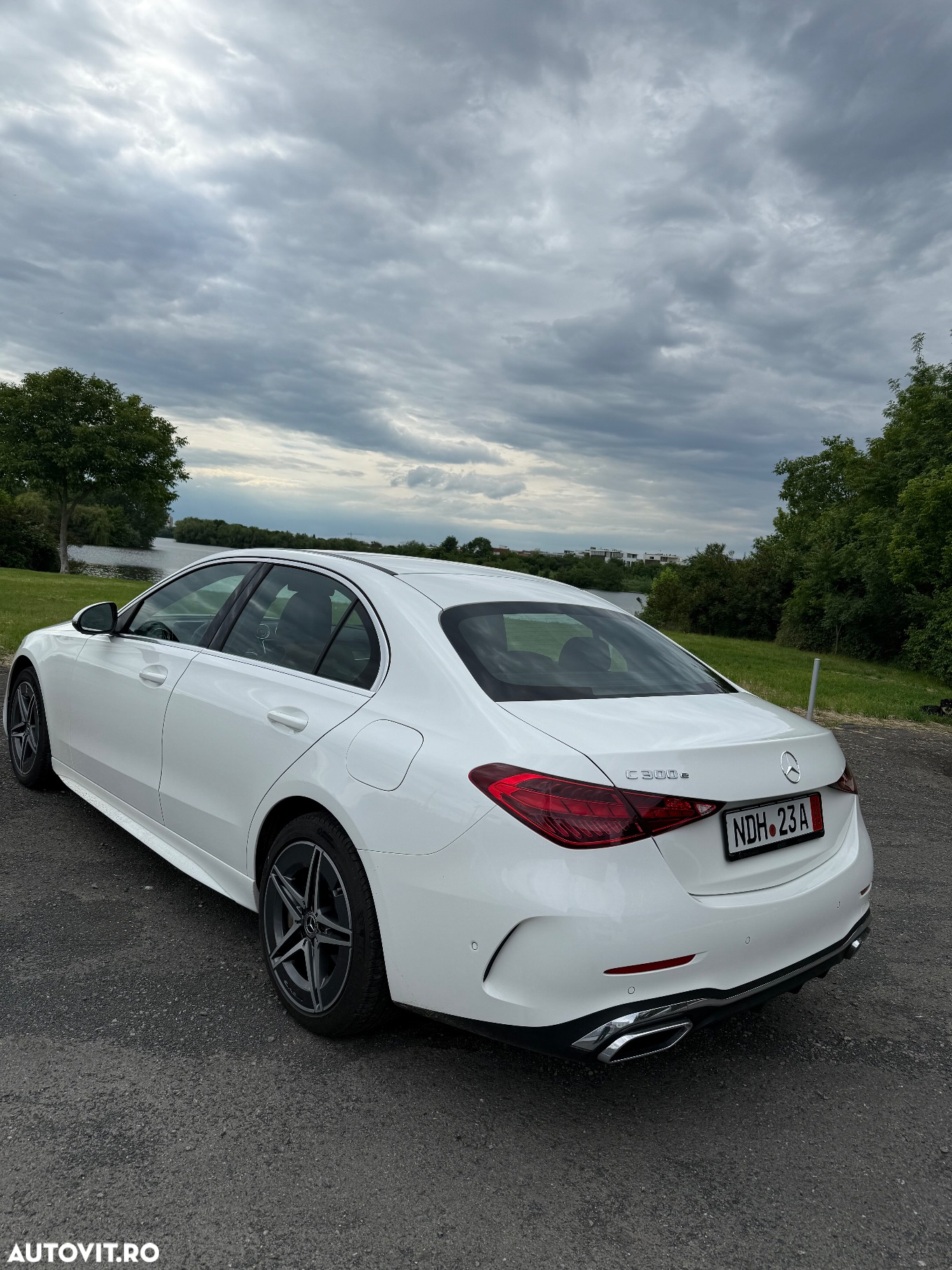 Mercedes-Benz C 300 e 9G-TRONIC Edition AMG Line - 4