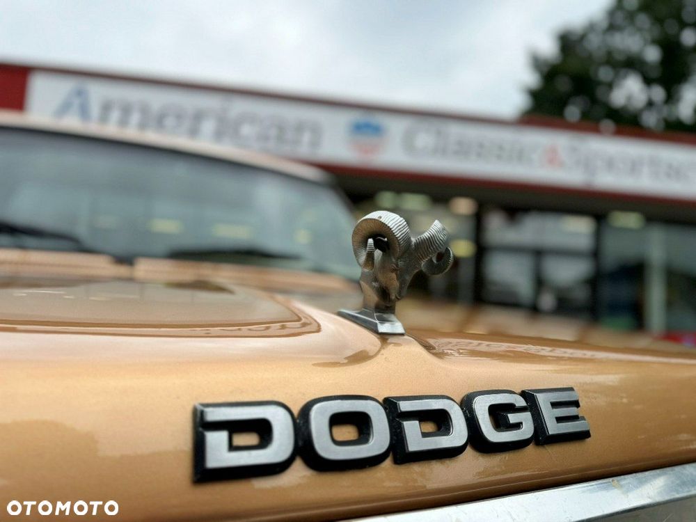 Dodge RAM - 40