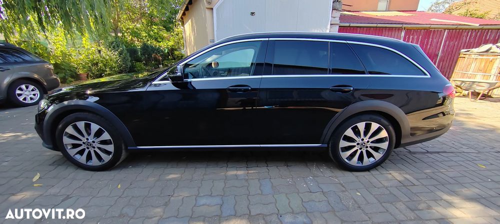 Mercedes-Benz E 220 d 4Matic All-Terrain 9G-TRONIC Avantgarde - 3