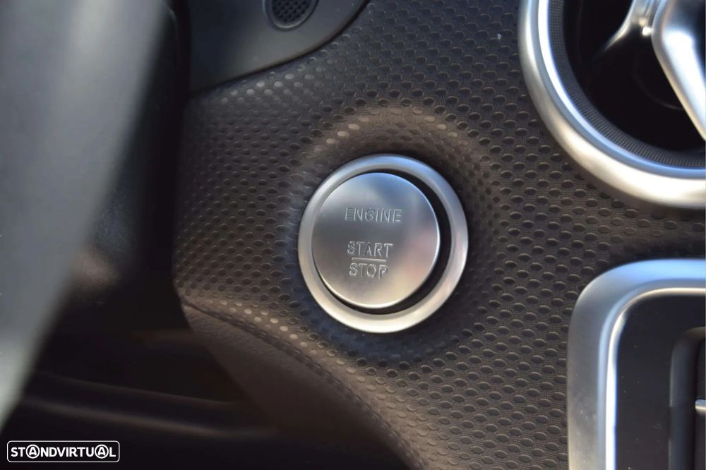 Mercedes-Benz A 180 d AMG Line - 15