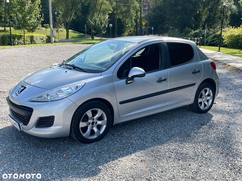 Peugeot 207 1.4 Trendy - 25