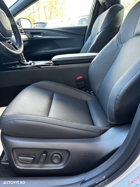 Toyota Camry Executive - 11