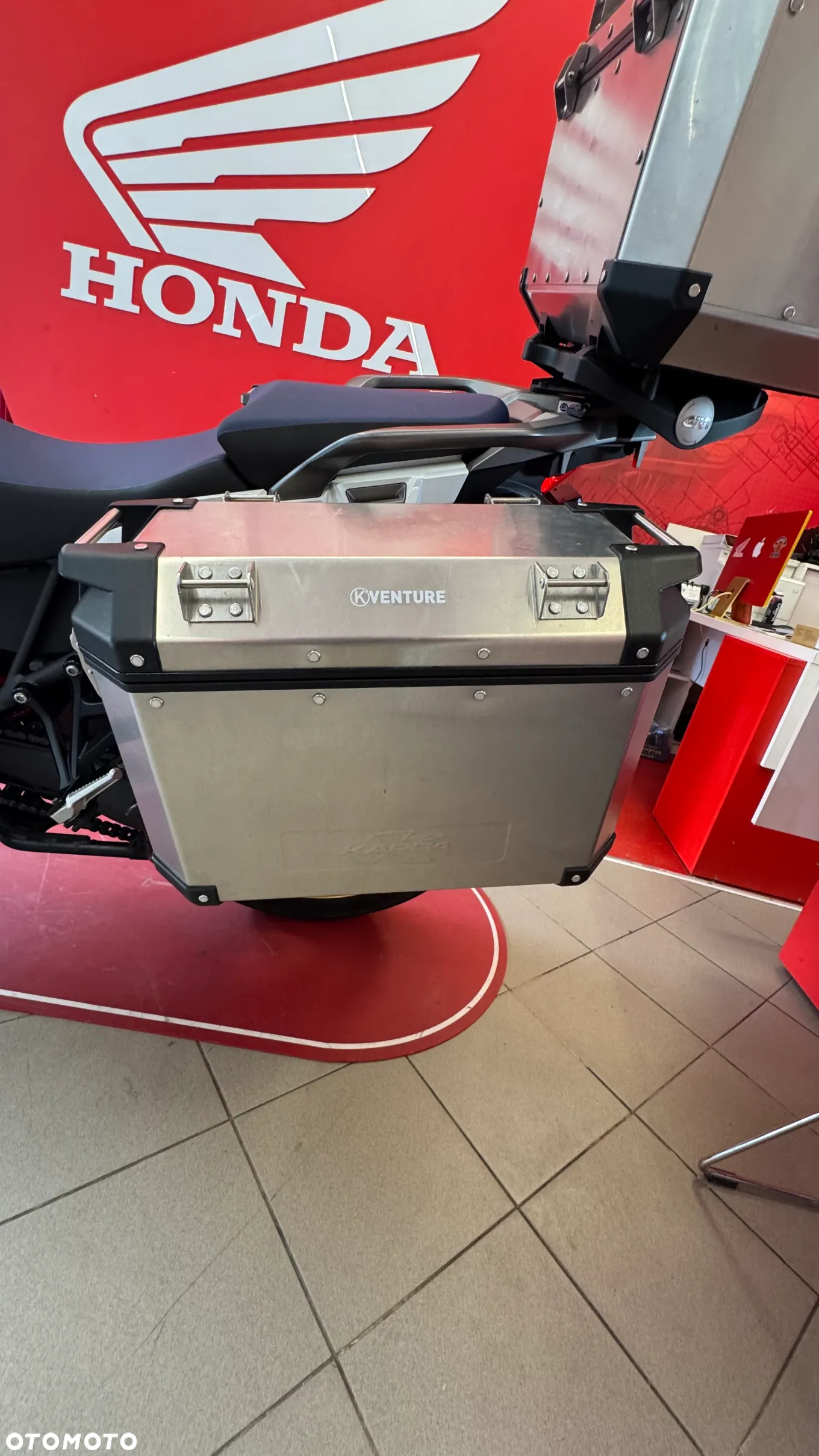 Honda CRF - 18