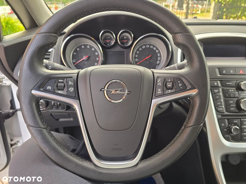 Opel Astra 1.4 Turbo - 30