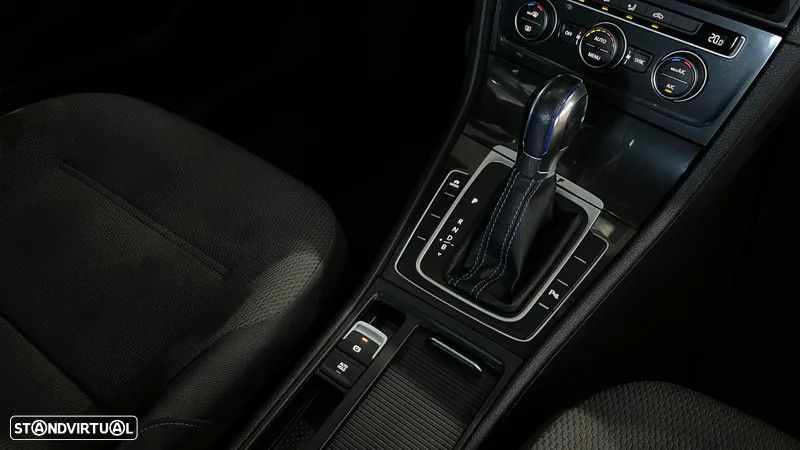 VW e-Golf AC/DC - 15