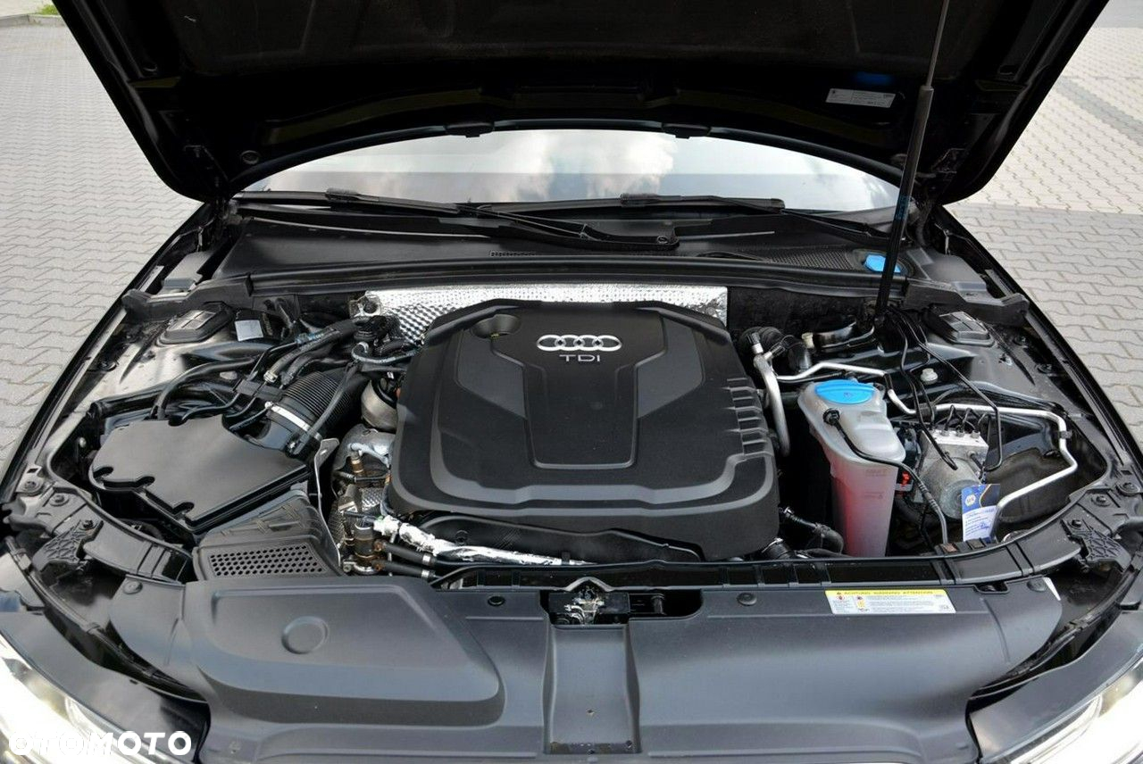 Audi A4 Avant 2.0 TDI DPF clean diesel quattro S line Sportpaket - 37