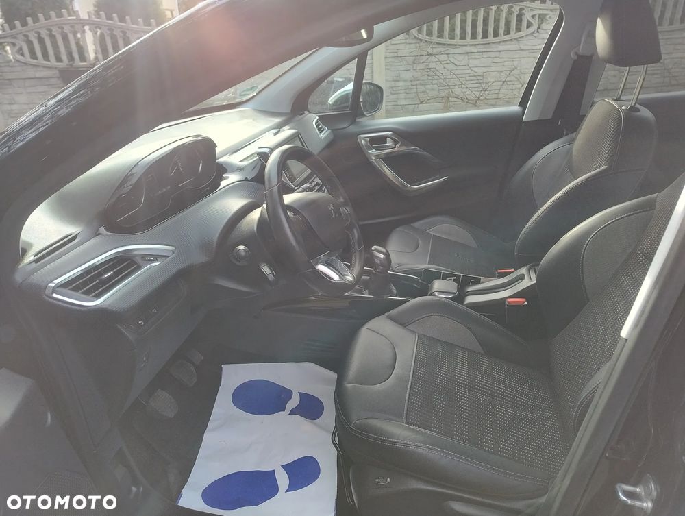 Peugeot 2008 PureTech 110 Stop&Start Crossway - 12