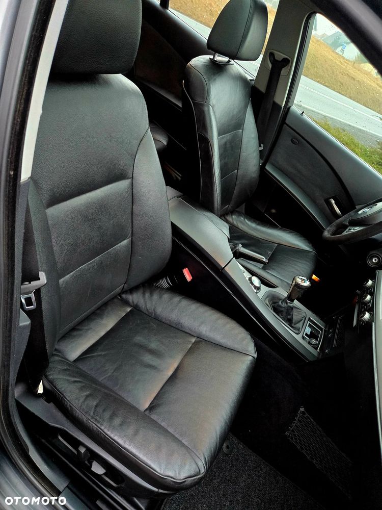 BMW Seria 5 525i Touring Edition Exclusive - 12