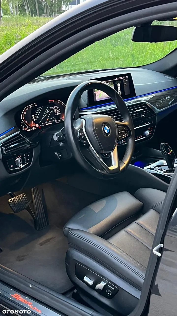 BMW Seria 5 530i xDrive Luxury Line sport - 2