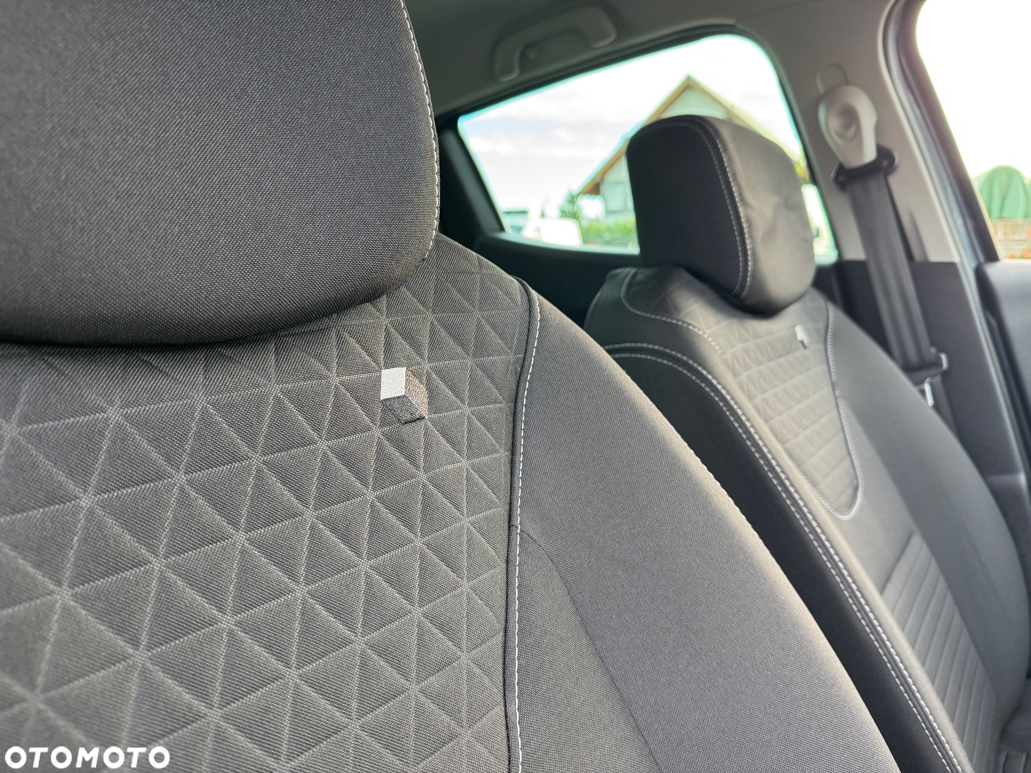 Renault Clio - 32