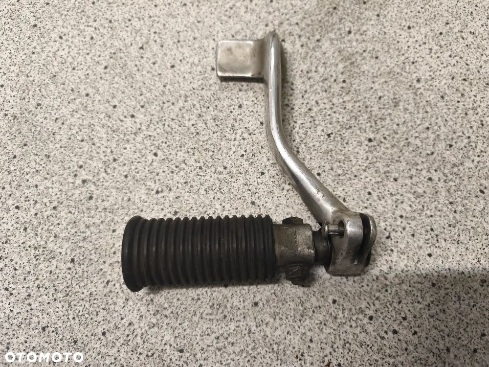 Dźwignia hamulcowa, pedał hamulca tył, podnóżek prawy kierowcy Harley Davidson Sportster 883 - 10