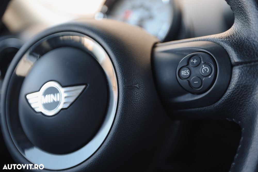 Mini Countryman - 17