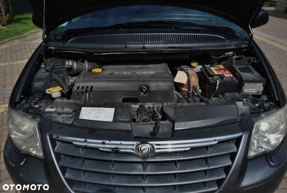 Chrysler Voyager 2.8 CRD SE - 15